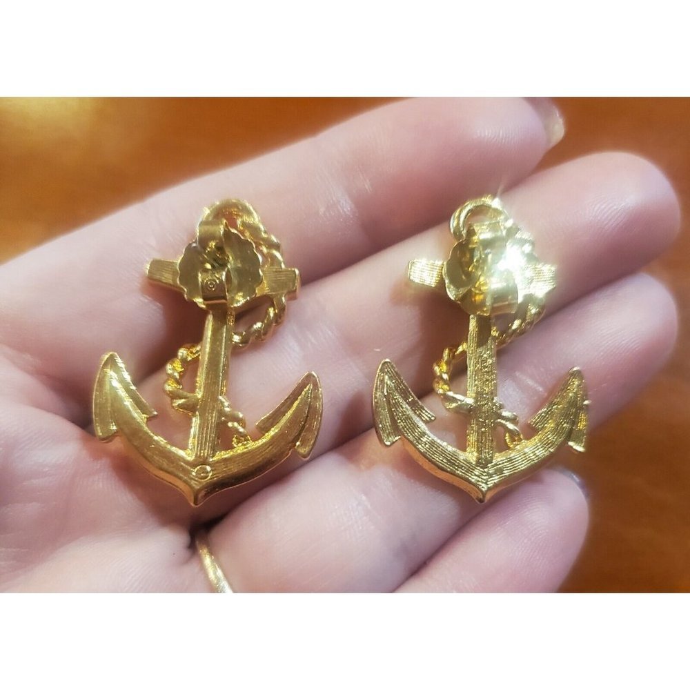 Anchor Gold Tone Nautical Theme Earrings Dangle Metal Fashion Jewelry 1.25" - Picture 4 of 5